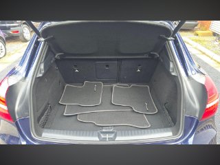 /photos/10920/b9d0e566-2c99-491f-b0b7-7d933617a14f_i320x240.jpg