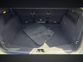 /photos/10920/c6ad7a56-3c03-450d-a1ac-79398913fc4c_i320x240.jpg