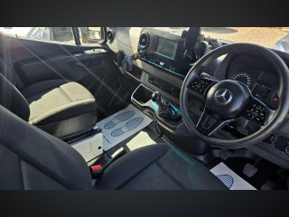 /photos/10920/ca0a195c-a716-48e4-aa7a-651fe8ee4ee9_i320x240.jpg